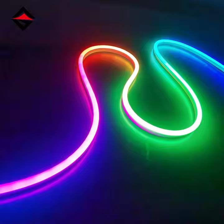 An difríocht idir stiallacha solais RGB agus stiallacha solais draíochta